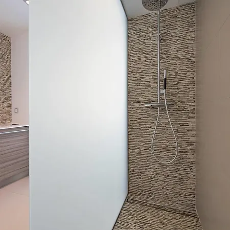 Taha'a Saint Tropez Villa *