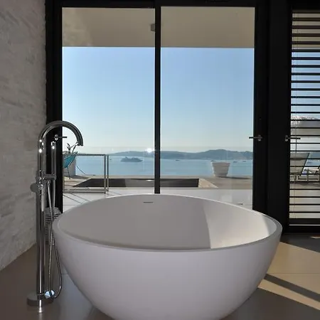 Villa Taha'a Saint Tropez *
